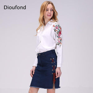 2017 New Arrival Autumn Women Casual Cotton White Blouse Fashion Shirts Lady Long Sleeve Rose Floral Embroidered Shirt Female